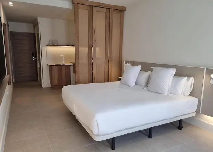 Apartmán Reina Victoria Velazquez Alicante